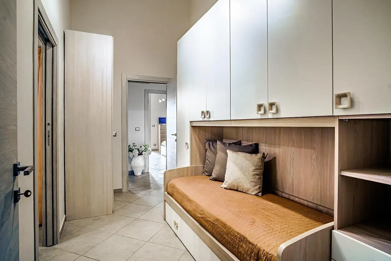 Holiday home Casa Zu' Saru Villa Giarre Italy